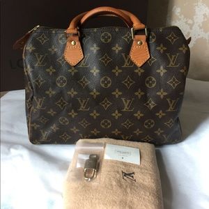 🎉SOLD FB🎉💯% authentic Speedy 30